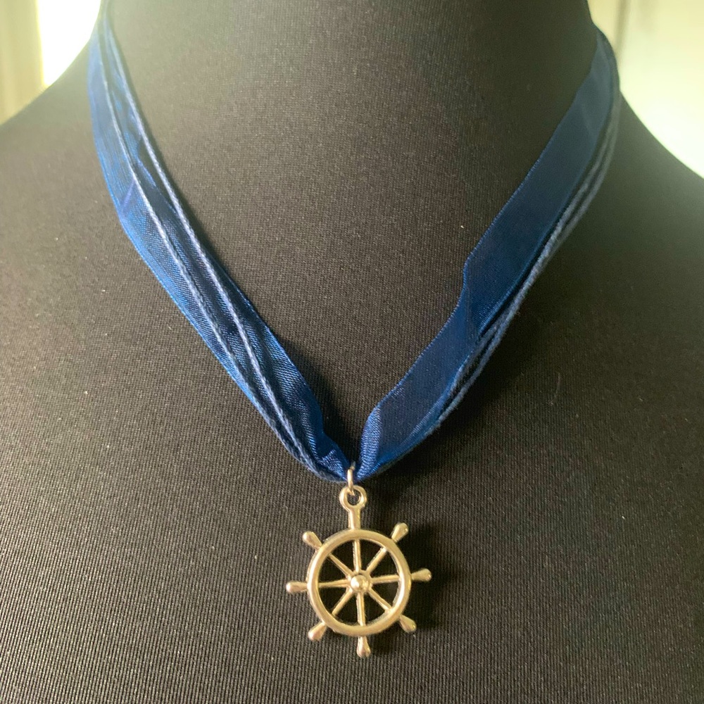 Necklace Ships wheel nautical